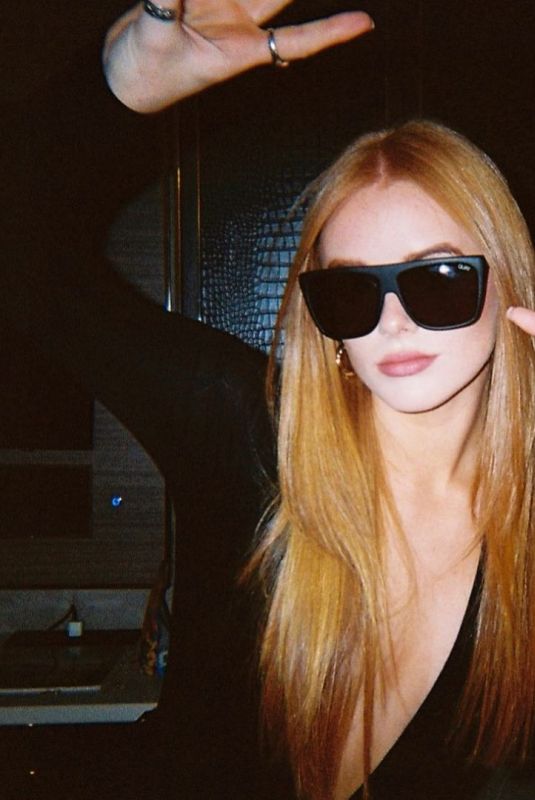 ABIGAIL COWEN - Instagram Photos 11/19/2020