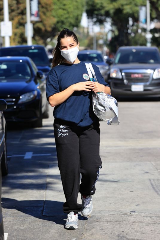 ADDISON RAE and Bryce Hall Leaves a Gym 10/31/20520