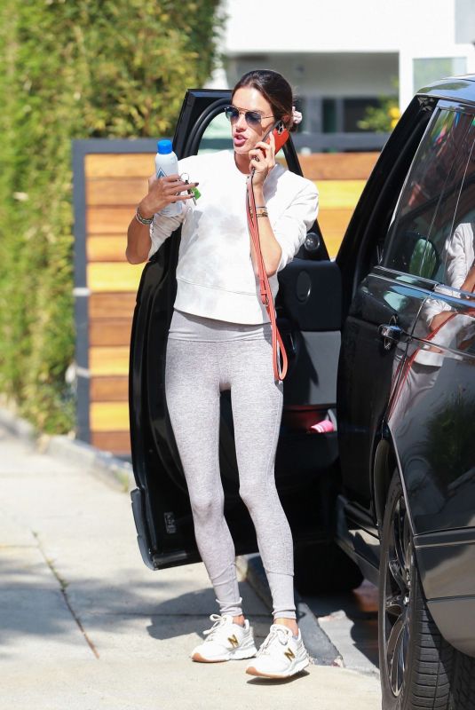 ALESSANDRA AMBROSIO Arrives at Pilates Class in Los Angeles 11/03/2020