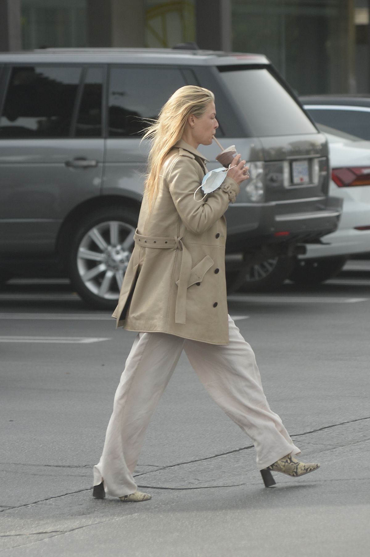 ali-larter-out-and-about-in-los-angeles-11-20-2020-6.jpg