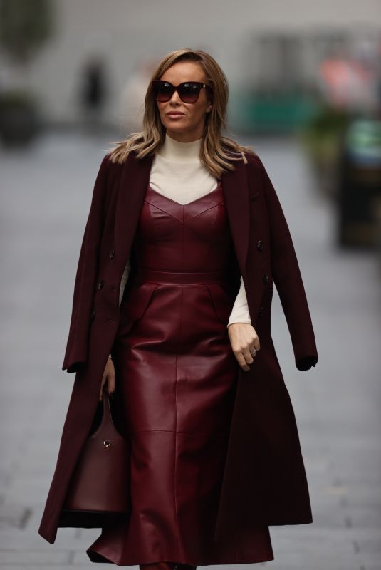 AMANDA HOLDEN Leaves Global Radio in London 11/17/2020