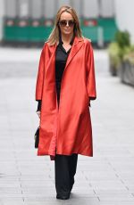 AMANDA HOLDEN Leaves Global Radio in London 11/30/2020