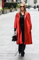 AMANDA HOLDEN Leaves Global Radio in London 11/30/2020