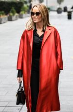 AMANDA HOLDEN Leaves Global Radio in London 11/30/2020