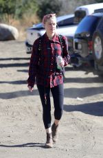 AMBER HEARD Out Hiking in Los Angeles 11/13/2020