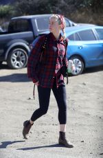 AMBER HEARD Out Hiking in Los Angeles 11/13/2020