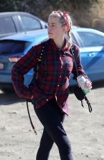 AMBER HEARD Out Hiking in Los Angeles 11/13/2020