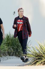 AMBER HEARD Out Hiking in Los Angeles 11/18/2020