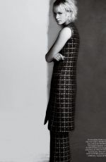 AMBER VALLETTA in Vogue Magazine, Spain December 2020