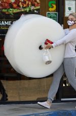 ARIEL WINTER Carrying a Large Roll of Bubble Wrap Out in Los Angeles 11/08/2020