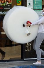 ARIEL WINTER Carrying a Large Roll of Bubble Wrap Out in Los Angeles 11/08/2020