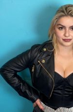 ARIEL WINTER - Instagram Photos 11/17/2020