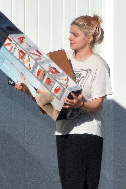 ARIEL WINTER Outside Her Home in Los Angeles 11/11/2020
