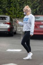 ARIEL WINTER Shopping at CVS in Studio City 11/05/2020