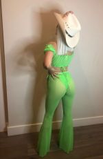 ARILE WINTER - Instagram Photos 11/04/2020
