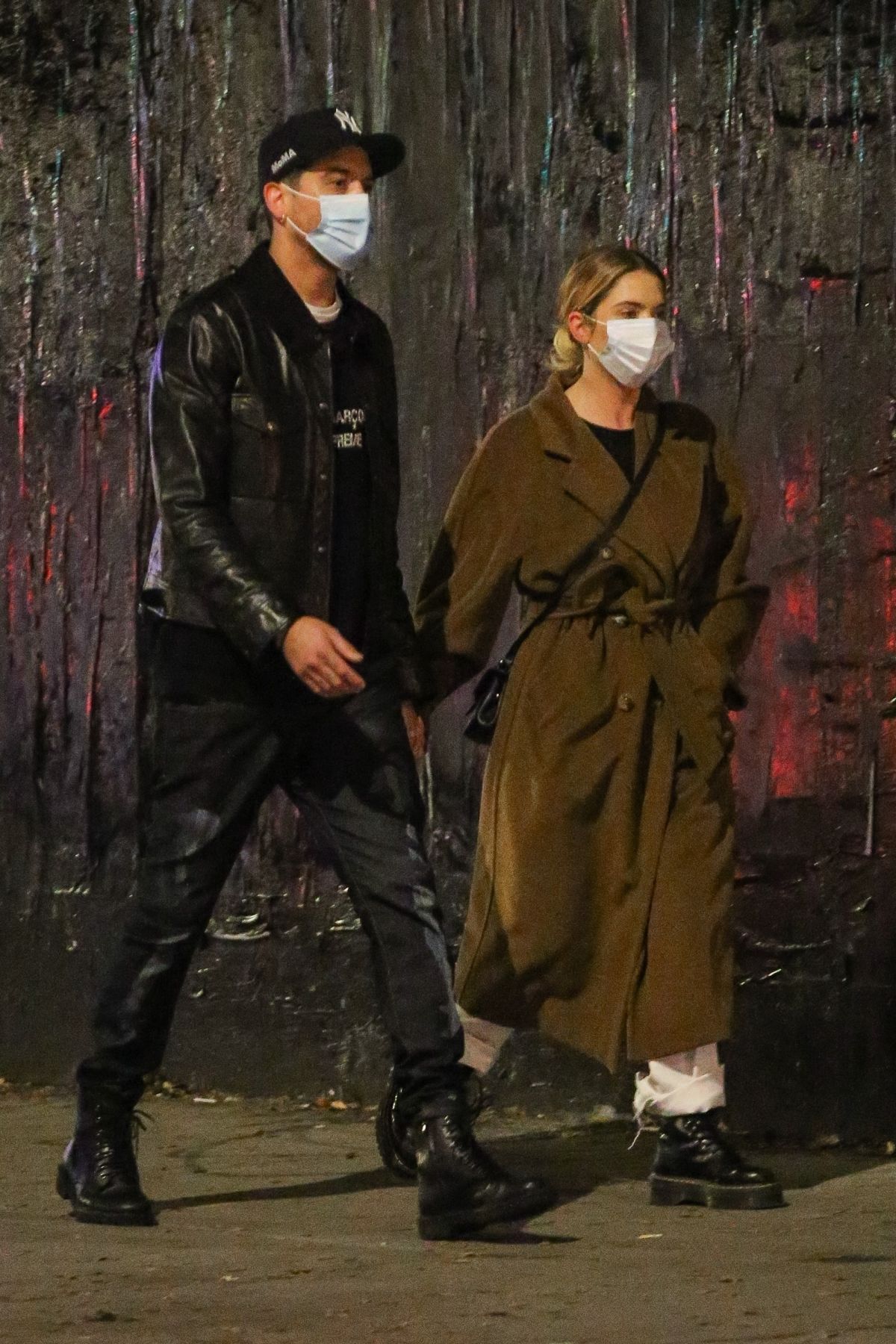 ashley-benson-and-g-eazy-out-in-new-york-11-16-2020-12.jpg