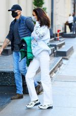 BELLA HADID Arrives at Her Apartment in New York 11/23/2020