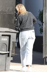 CAMERON DIAZ Leaves a Hair Salon in Los Angeles 11/02/2020