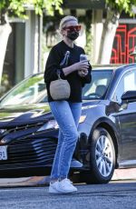 CAMERON DIAZ Out and About in Los Angeles 11/10/2020