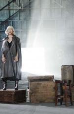 CHRISTINA AGUILERA in L