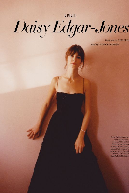 DAISY EDGAR-JONES in Harper