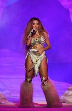DOJA CAT Performs at 2020 American Music Awards 11/22/2020