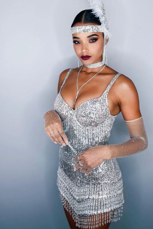 ELLA BALINSKA - Great Gatsby Themed Halloween Photoshoot 2020