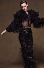 EMMA CORRIN in Issue Magazine, Summer 2021