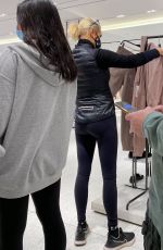GIGI and YOLANDA HADID Shopping at Zara Store in King of Prussia in Pennsylvania 11/24/2020