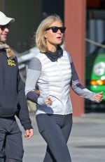 GWYNETH PALTROW Out in Los Angeles 11/14/2020