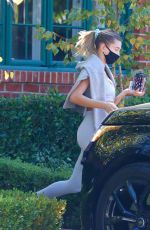HAILEY BIEBER Leaves a Gym in Los Angeles 11/11/2020