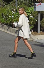 HAILEY BIEBER Leaves Pastor Carl Lentz Home Day After Selena Gomez Has a Mental Breakdown in Los Angeles 11/10/2020