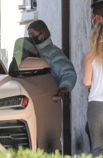 HAILEY BIEBER Leaves Private Pilates Class in Los Angeles 11/25/2020