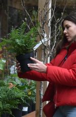 IMOGEN THOMAS Buying Plants at a Garden Centre in London 11/17/2020