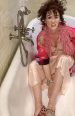 JANUARY JONES Getting Ready for Halloween - Instagram Photos 10/31/2020