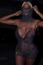 JELENA KARLEUSA - Instagram Photos 11/24/2020