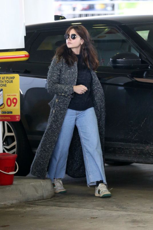 JENNA LOUISE COLEMAN at a Gas Station in London 11/15/2020