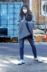 JENNIFER GARNER at Her Construction Site in Brentwood Park 11/18/2020