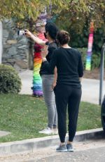 JENNIFER GARNER Out and About in Brentwood 11/29/2020