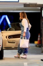 JENNIFER LOPEZ and Alex Rodriguez Out for Dinner 10/31/2020