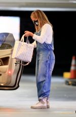 JENNIFER LOPEZ and Alex Rodriguez Out for Dinner 10/31/2020