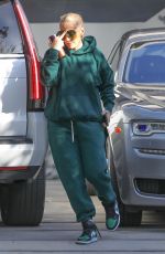 JENNIFER LOPEZ Arrives at a Recording Studio in Beverly Hills 11/14/2020