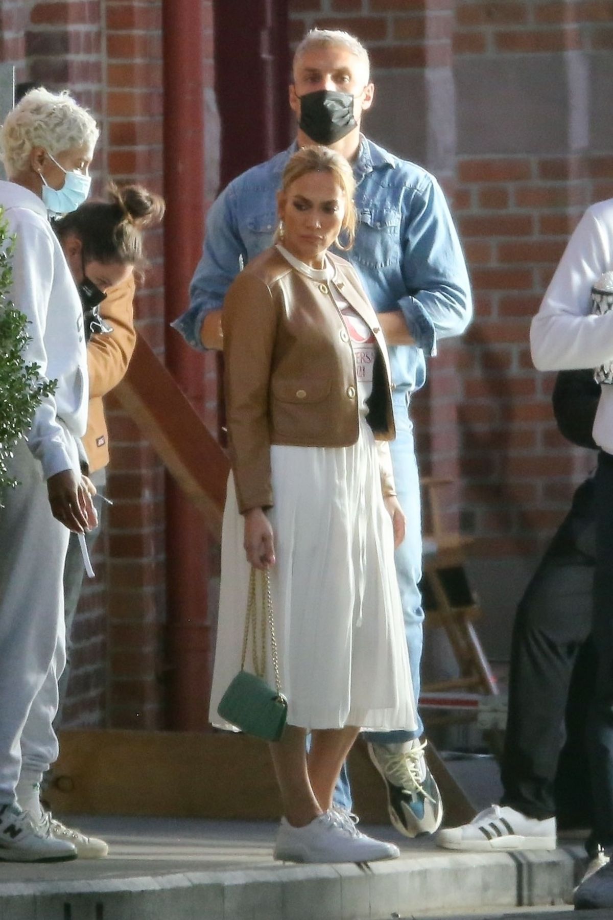 jennifer-lopez-at-a-photoshoot-in-los-angeles-11-11-2020-10.jpg