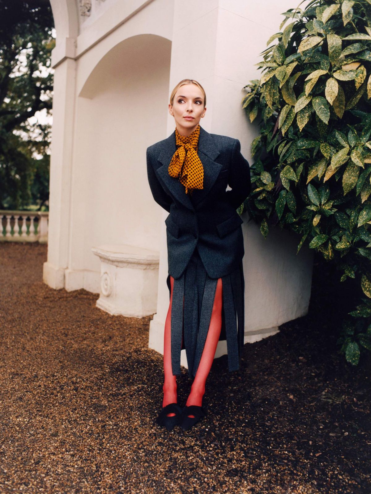 jodie-comer-for-the-edit-by-net-a-porter-november-2020-3.jpg