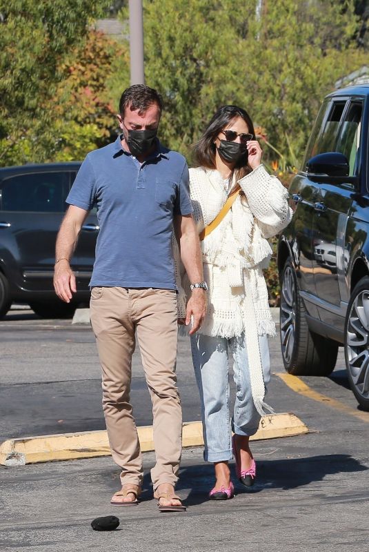 JORDANA BREWSTER and Mason Morfit Shopping at Bristol Farms 11/17/2020