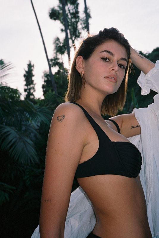 KAIA GERBER - Instagram Photos 11/25/2020