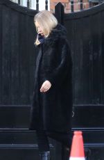 KATE MOSS Leaves Her Home in London 11/13/2020