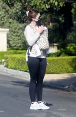 KATHERINE SCHWARZENEGGER Out and About in Beverly Hills 11/26/2020