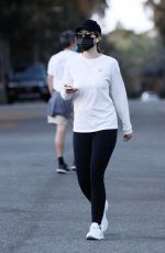 KATHERINE SCHWARZENEGGER Out and About in Santa Monica 11/04/2020