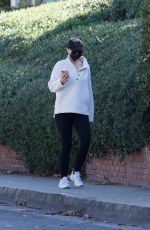 KATHERINE SCHWARZENEGGER Out Morning Walk in Brentwood 11/27/2020